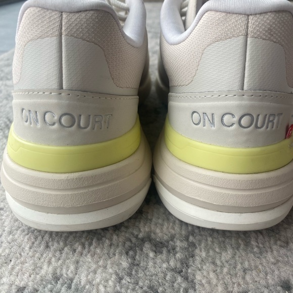 On THE ROGER Advantage Pro - Picture 9 of 10